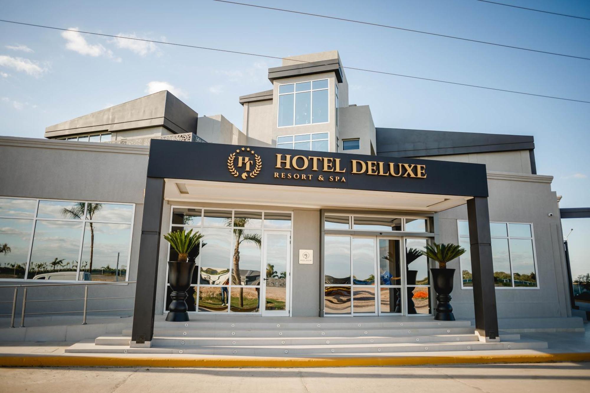 Ht Hotel Deluxe Resort & Spa サンティアゴ・デル・エステロ エクステリア 写真