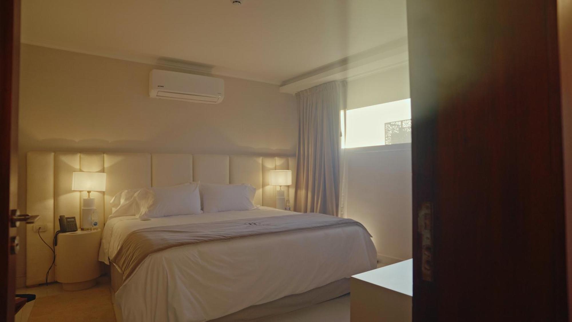 Ht Hotel Deluxe Resort & Spa サンティアゴ・デル・エステロ エクステリア 写真